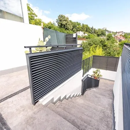 Luxury Kabakum - Free Private & Free Parking Apartment *